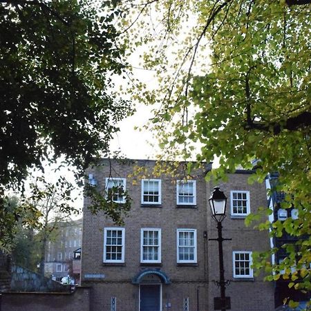 Domus House Studio Apartments In Chester City Centre With Free Parking By Rework Accommodation Екстер'єр фото
