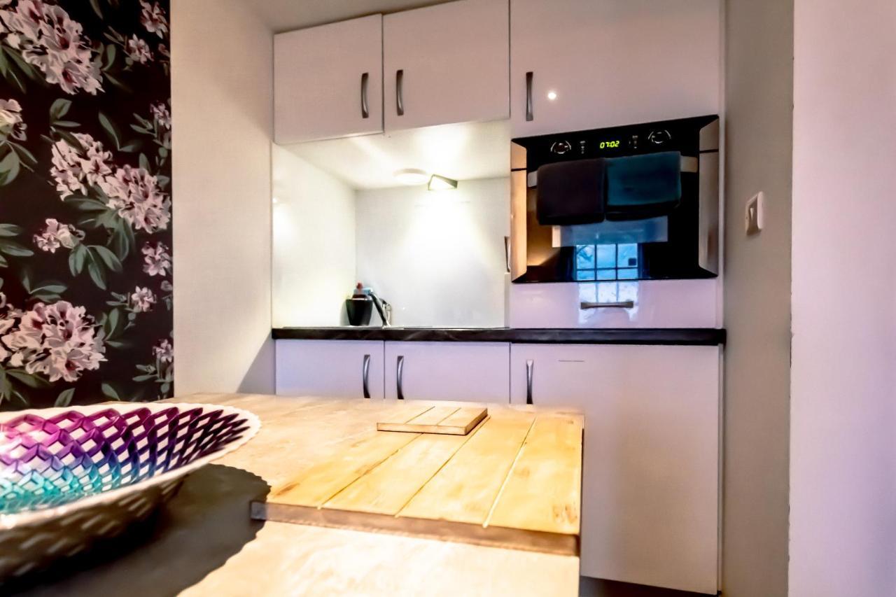 Domus House Studio Apartments In Chester City Centre With Free Parking By Rework Accommodation Екстер'єр фото
